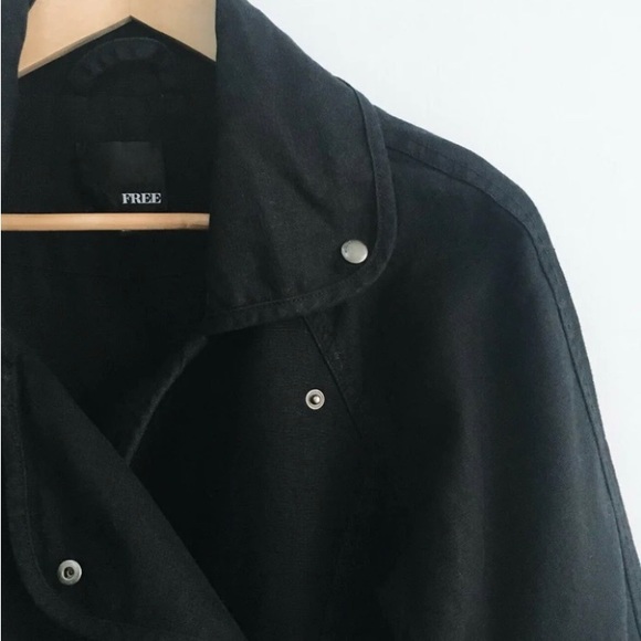 Wilfred Free Raydar Jacket
Black Denim
Great condition
Size M - Picture 3 of 6